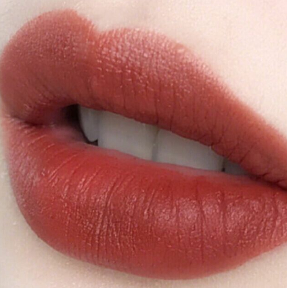 ❇️🧚‍♀️DUBONNET Mac Cosmetics MINI Amplified Creme Lipstick NWT